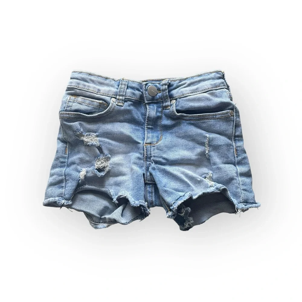 Girls Joe’s Jeans distressed denim jean shorts